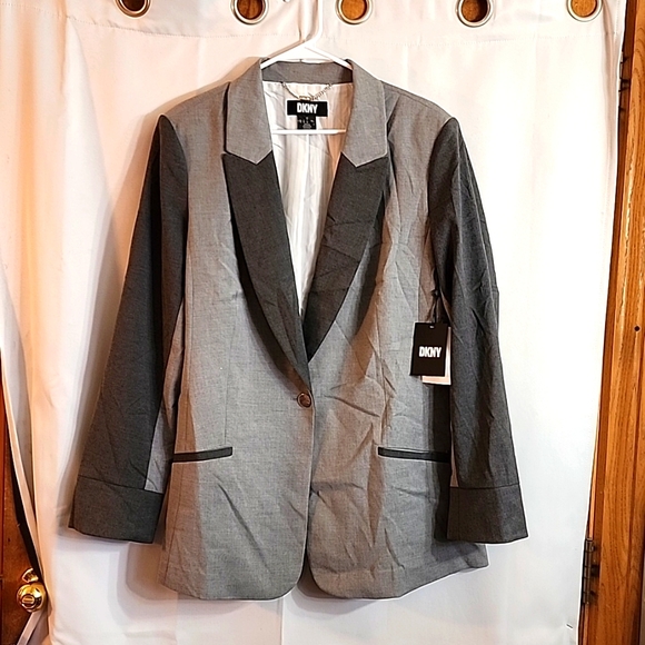 Dkny Jackets & Blazers - (9974) NWT DKNY blazer